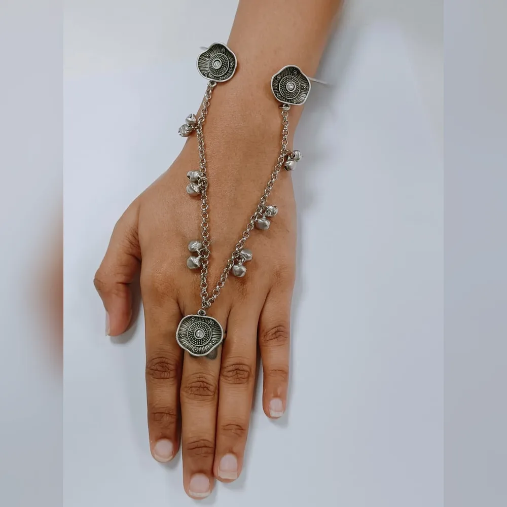 Phoolwari oxidised hathphool ring bracelet